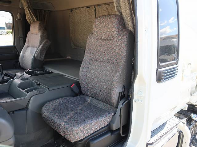 中古トラック いすゞコンクリートミキサー車 ＃22