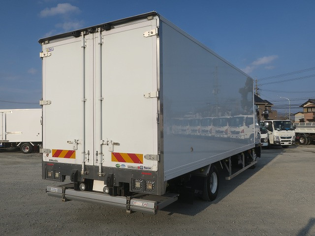 中古トラック 日野冷凍バン ＃3