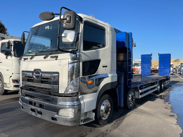 2013 Hino Profia Self-Loader with Large Crane, 4-Axle Low-Floor, Tadano 4-Step, Powered Rungs, Electric Winch, Radio Control, ★Approximately 520,000 km on the Meter★