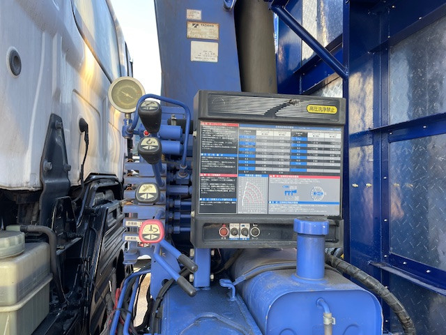 中古トラック 日野 プロフィア 大型アルミウィング