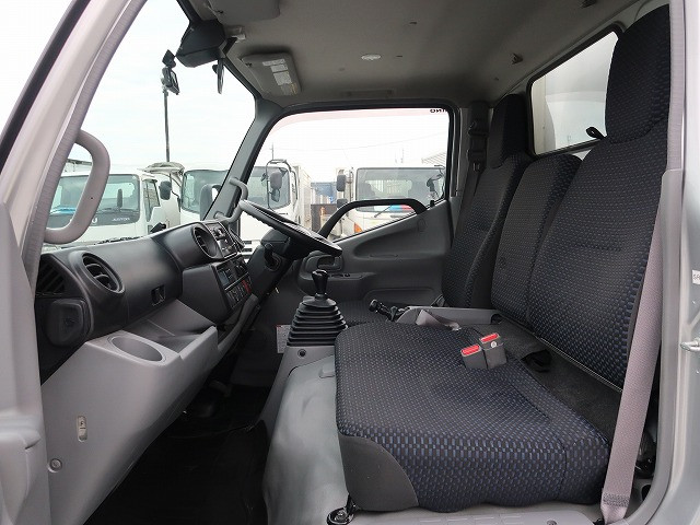 中古トラック 日野冷凍バン ＃23