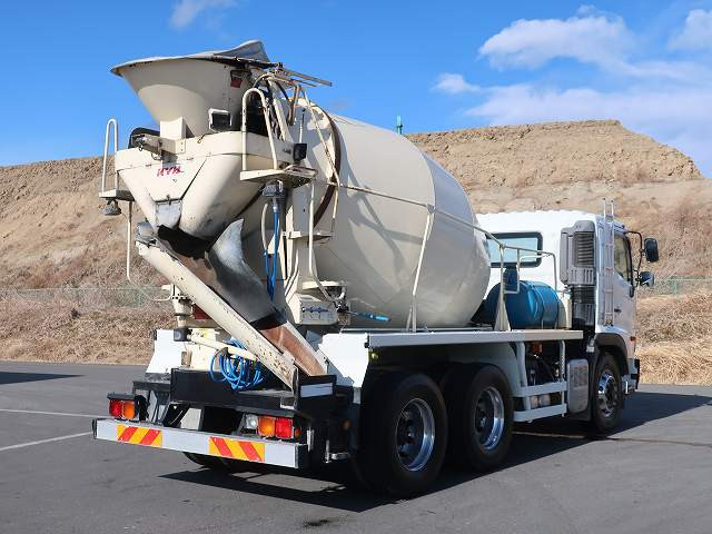 中古トラック 日野コンクリートミキサー車 ＃3