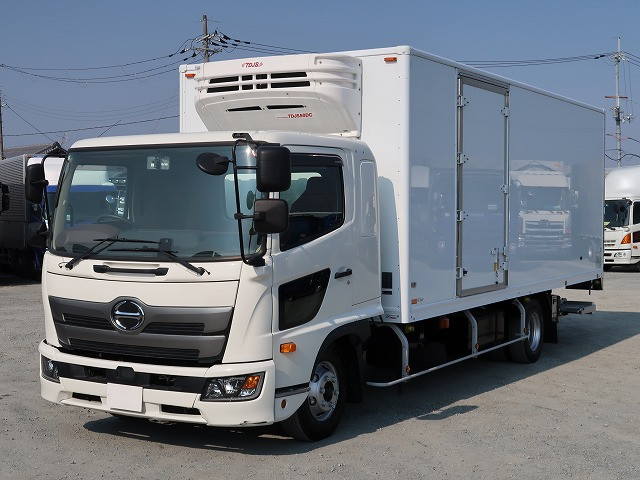 Reiwa 3 model Hino Ranger medium-sized refrigerated van 6200 wide storage PG left side door 