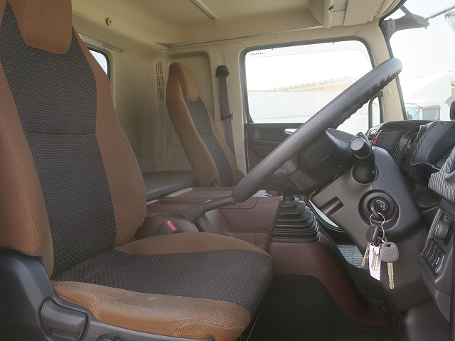 中古トラック 日野冷凍バン ＃14