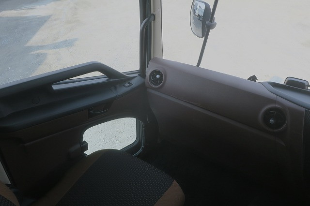 中古トラック 日野冷凍バン #15
