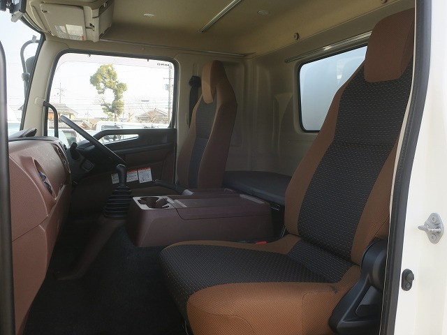 中古トラック 日野冷凍バン ＃23