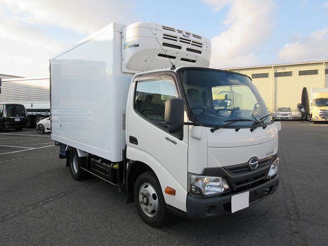 中古トラック 日野冷凍バン ＃2