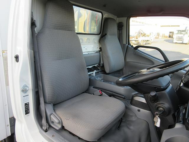 中古トラック 日野冷凍バン ＃12