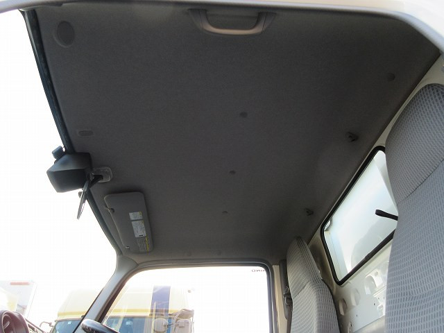 中古トラック 日野冷凍バン ＃24