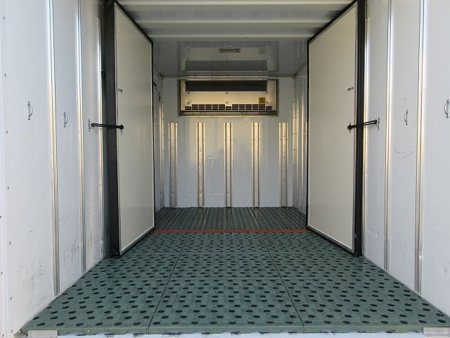 中古トラック 日野冷凍バン ＃7