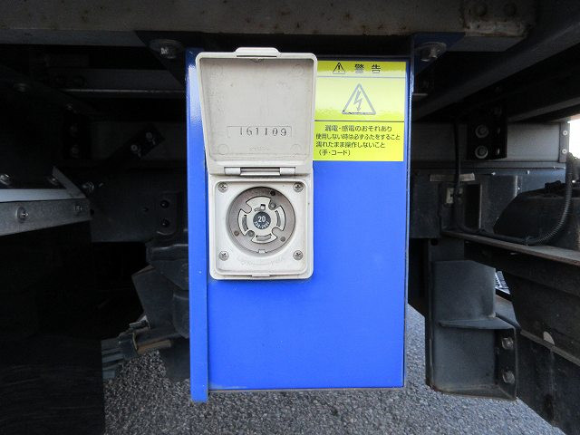 中古トラック 日野冷凍バン ＃9