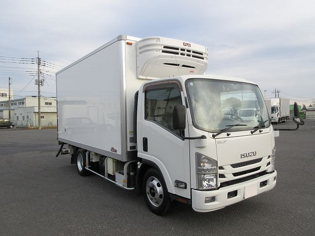 中古トラック いすゞ冷凍バン ＃2