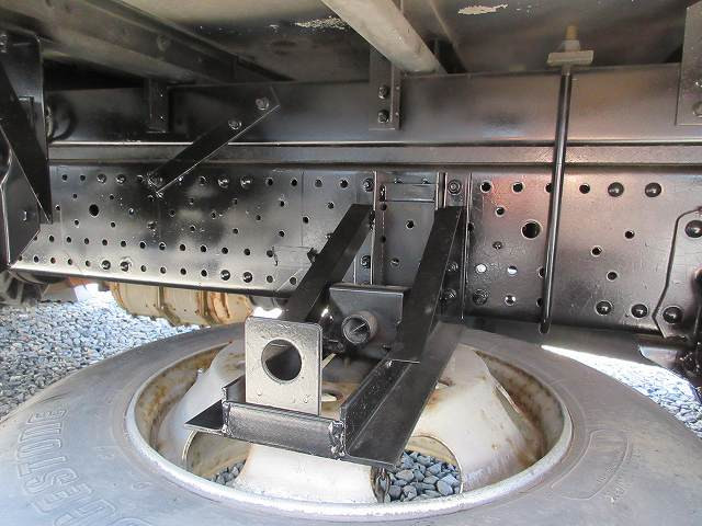 中古トラック いすゞ冷凍バン ＃11