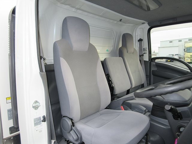 中古トラック いすゞ冷凍バン #12