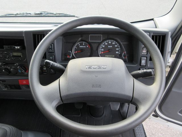 中古トラック いすゞ冷凍バン #14