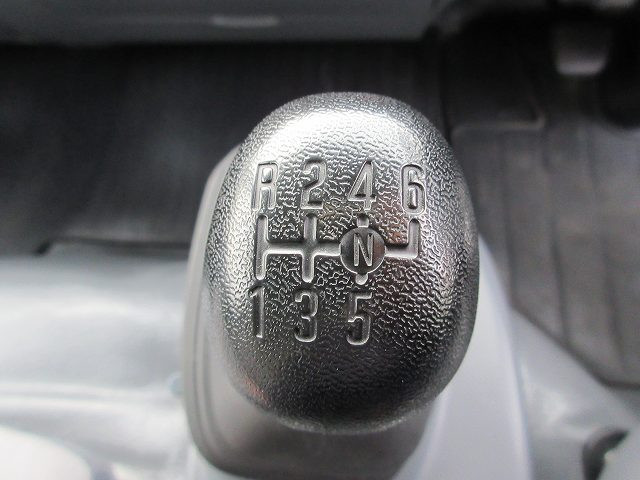 中古トラック いすゞ冷凍バン ＃15