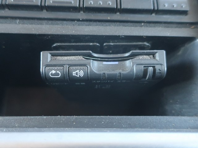 中古トラック UDトラックス深ダンプ ＃19