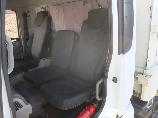 中古トラック UDトラックス深ダンプ ＃23