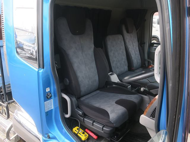 中古トラック UDトラックスフックロール ＃17