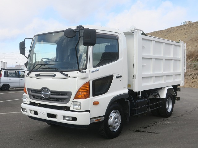 中古トラック 日野 レンジャー 中型深ダンプ