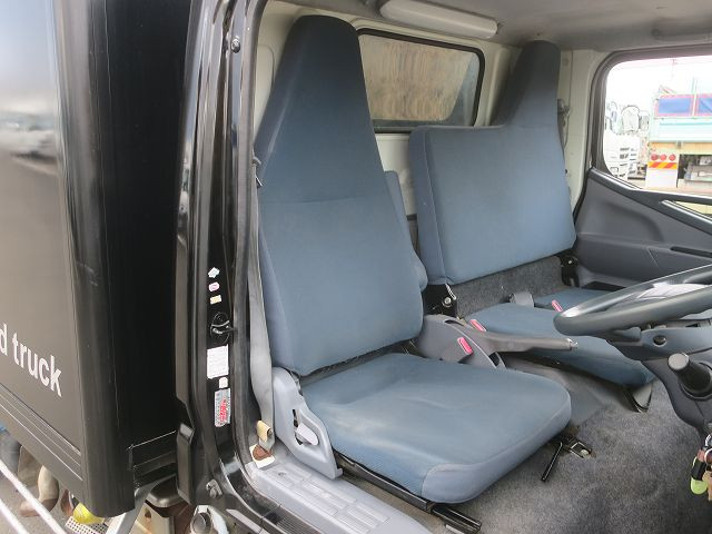 中古トラック 三菱ふそうキッチンカー #17