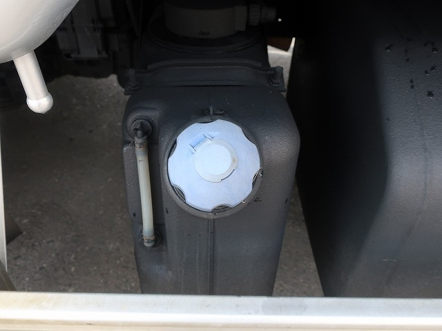 中古トラック いすゞ平ボディアルミブロック #11