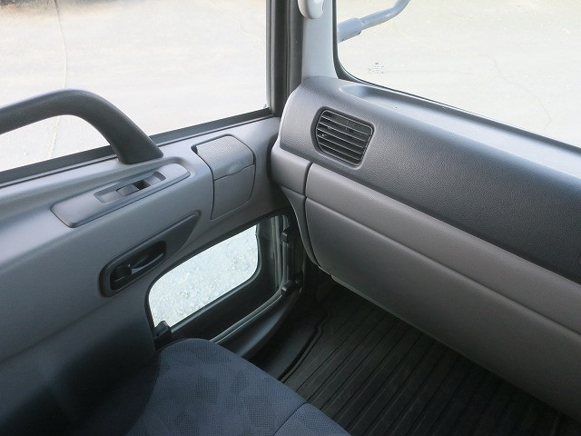 中古トラック UDトラックスアルミウィング #13