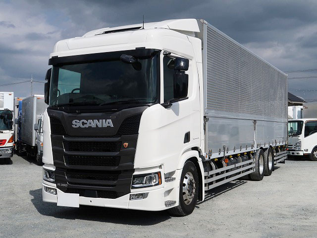 2019 Scania R360 with large aluminum wing, snow melting specifications, high roof, high floor, 3 axles, and aluminum wheels