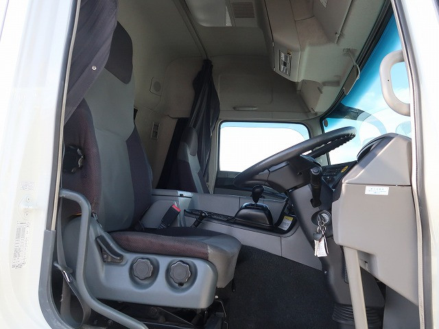 中古トラック 三菱ふそうトラクタヘッド ＃13