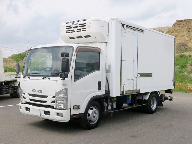 中古トラック いすゞ冷凍バン