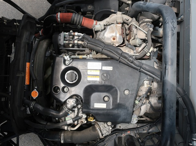 中古トラック いすゞ冷凍バン ＃14