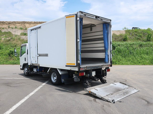 中古トラック いすゞ冷凍バン #7