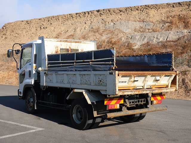 中古トラック いすゞダンプ ＃4