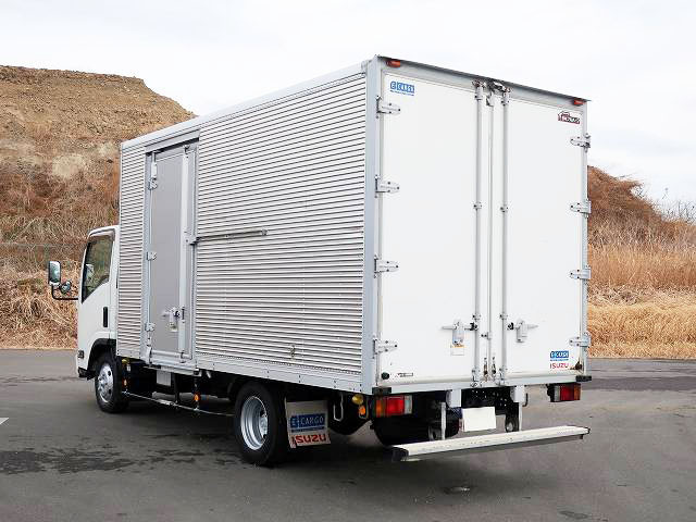 中古トラック いすゞアルミバン ＃4
