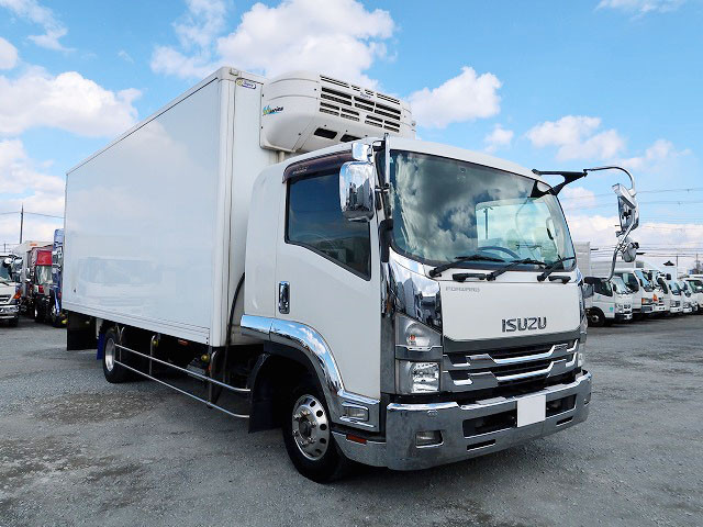 中古トラック いすゞ冷凍バン ＃2