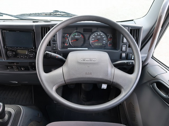 中古トラック いすゞ冷凍バン #15