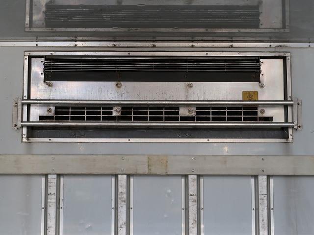 中古トラック いすゞ冷凍バン #7