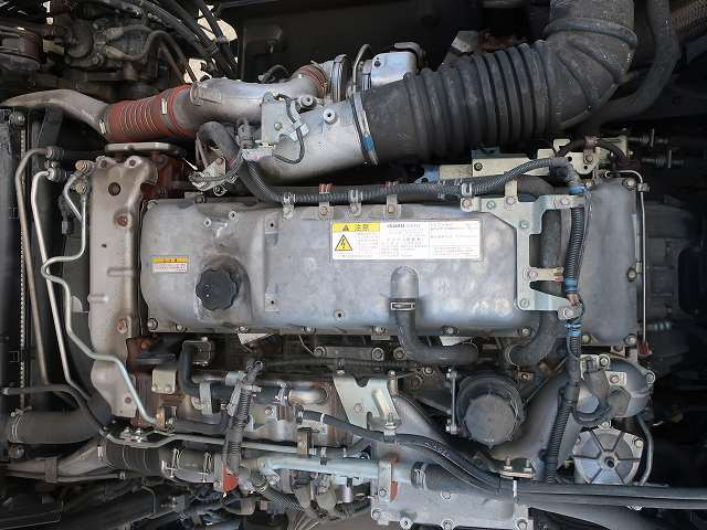 中古トラック いすゞ冷凍バン ＃12