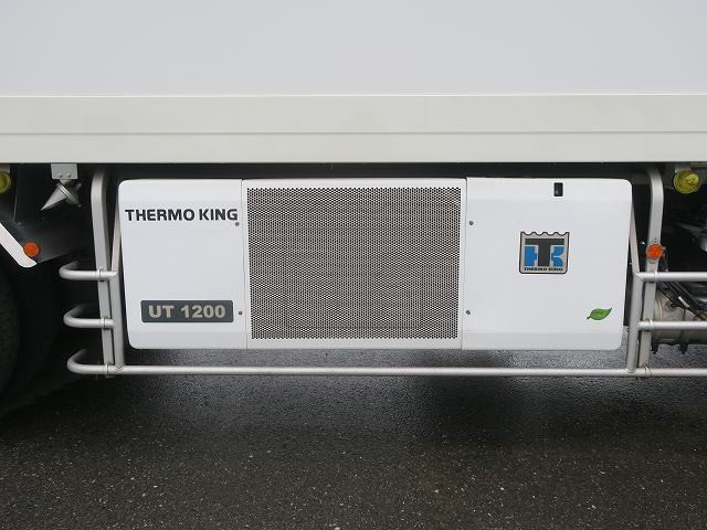 中古トラック いすゞ冷凍バン ＃9