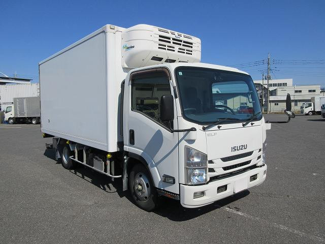 中古トラック いすゞ冷凍バン ＃2