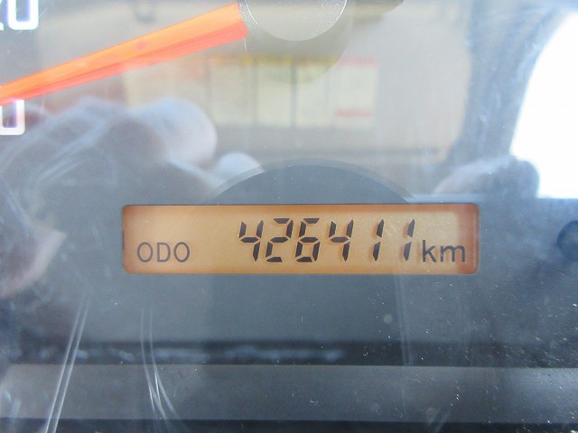 中古トラック いすゞ冷凍バン ＃16