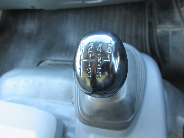 中古トラック いすゞ冷凍バン ＃17