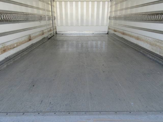 中古トラック いすゞ冷凍バン ＃6