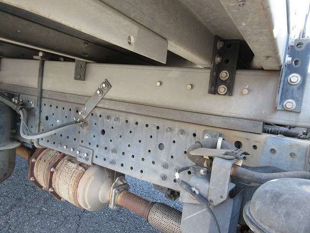 中古トラック いすゞ冷凍バン ＃10