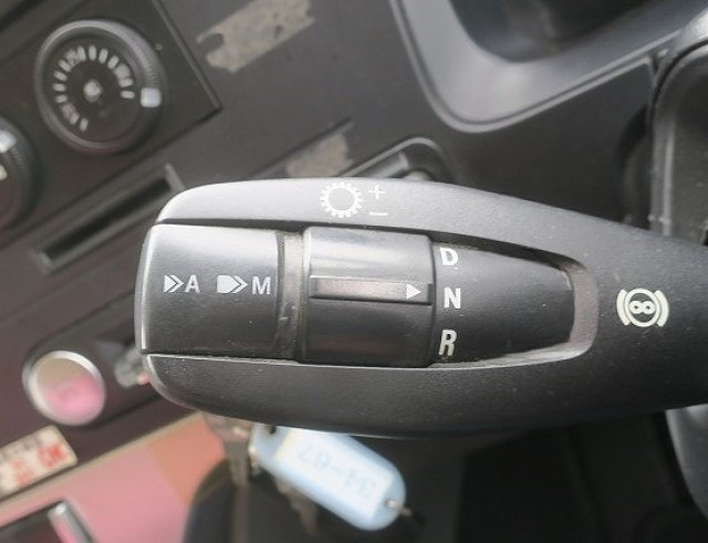 中古トラック 三菱ふそう冷凍バン ＃18