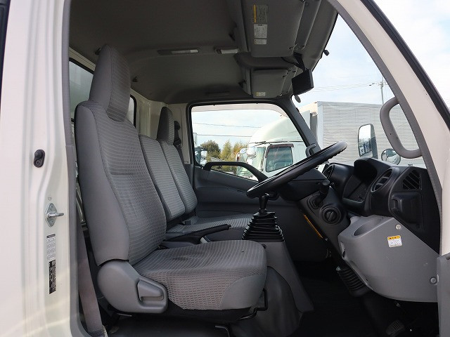 中古トラック 日野冷凍バン ＃13