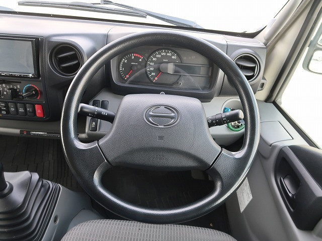 中古トラック 日野冷凍バン #16