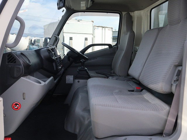 中古トラック 日野冷凍バン ＃22