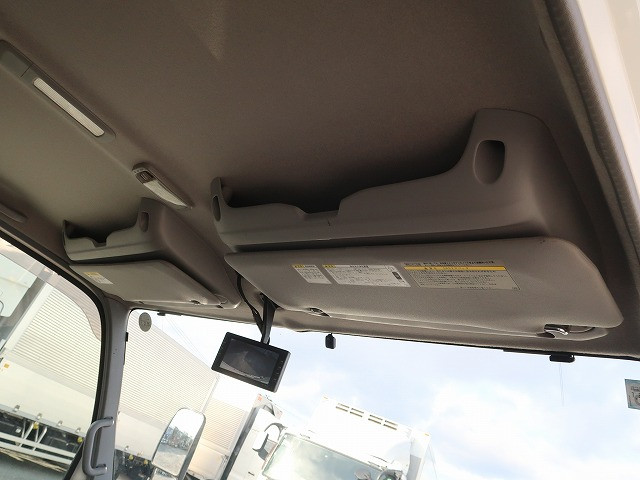 中古トラック 日野冷凍バン ＃23