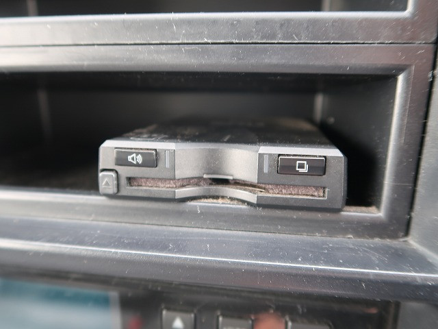 中古トラック 日野冷凍バン ＃19